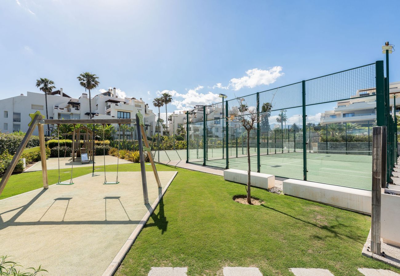 Terraced House in Estepona - RA43952 Velaya