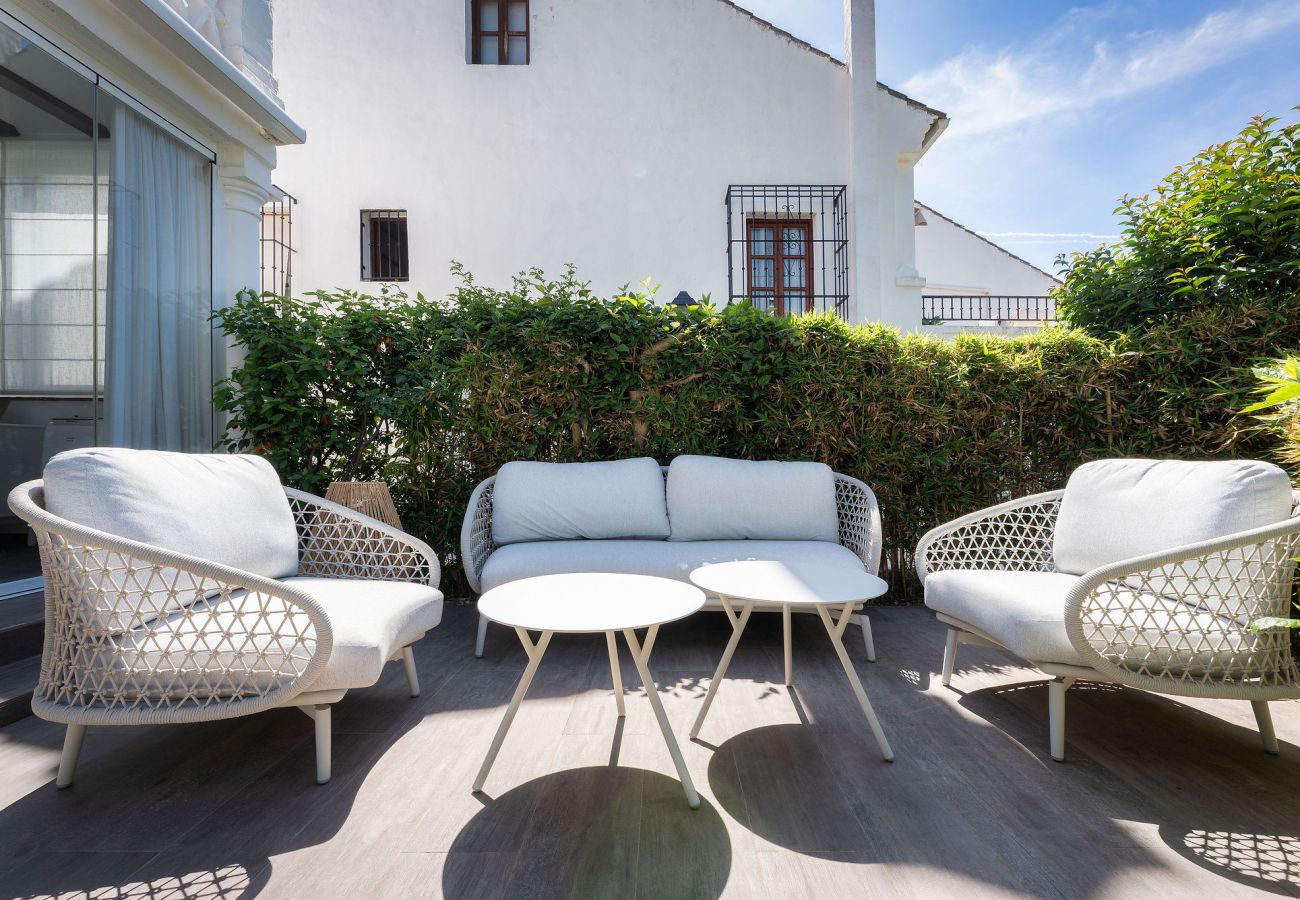 Apartment in Marbella - RA33947 Montepiedra