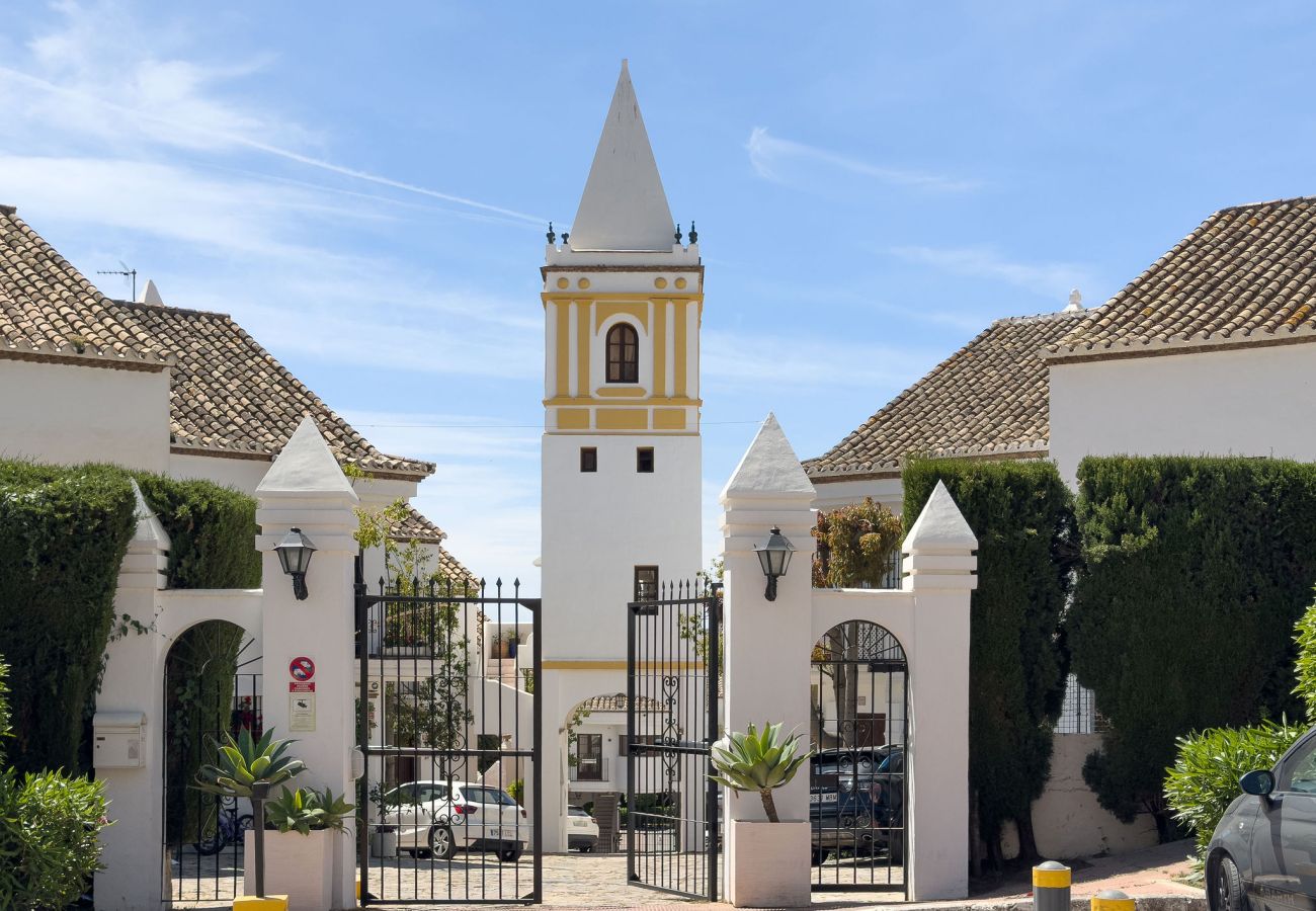 Apartment in Marbella - RA33947 Montepiedra