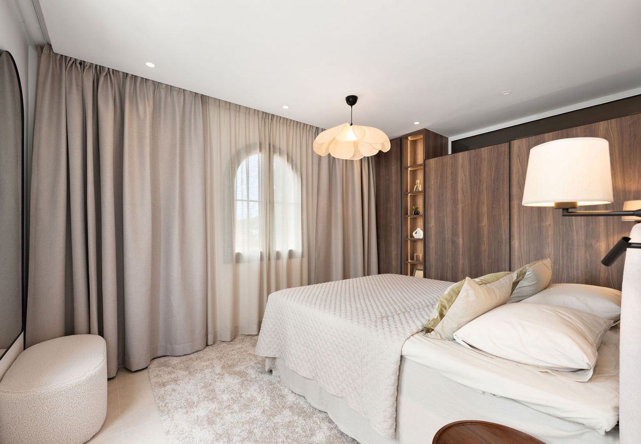 Apartment in Nueva andalucia - RA33927 Aldea Blanca