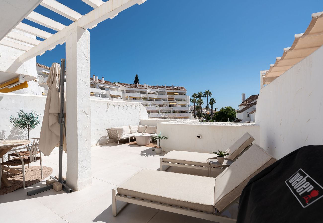 Apartment in Nueva andalucia - RA23976 El Dorado
