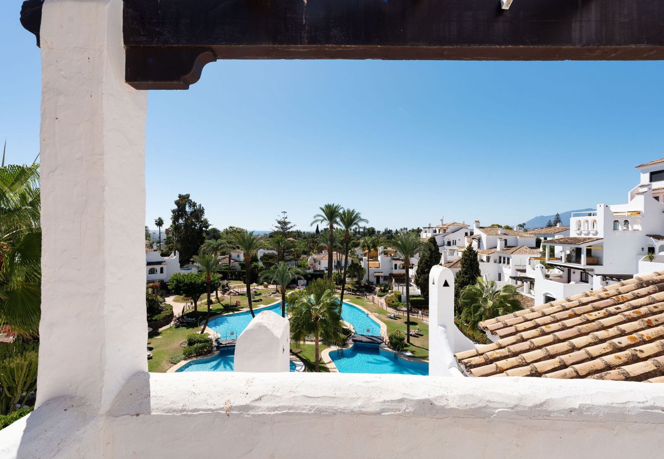 Apartment in Nueva andalucia - RA33980 Aldea Blanca