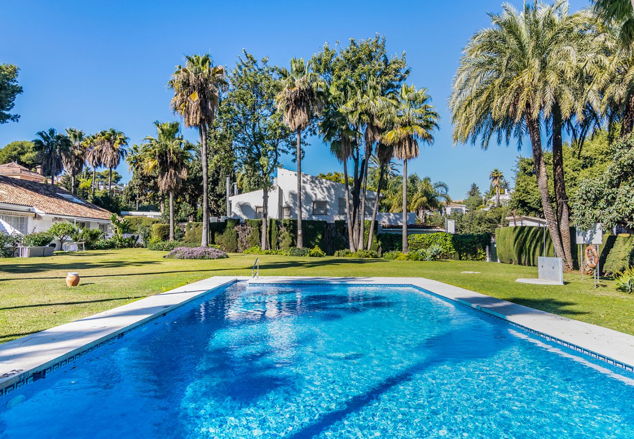 Lägenhet i Nueva andalucia - RAL33711 Agrupadas