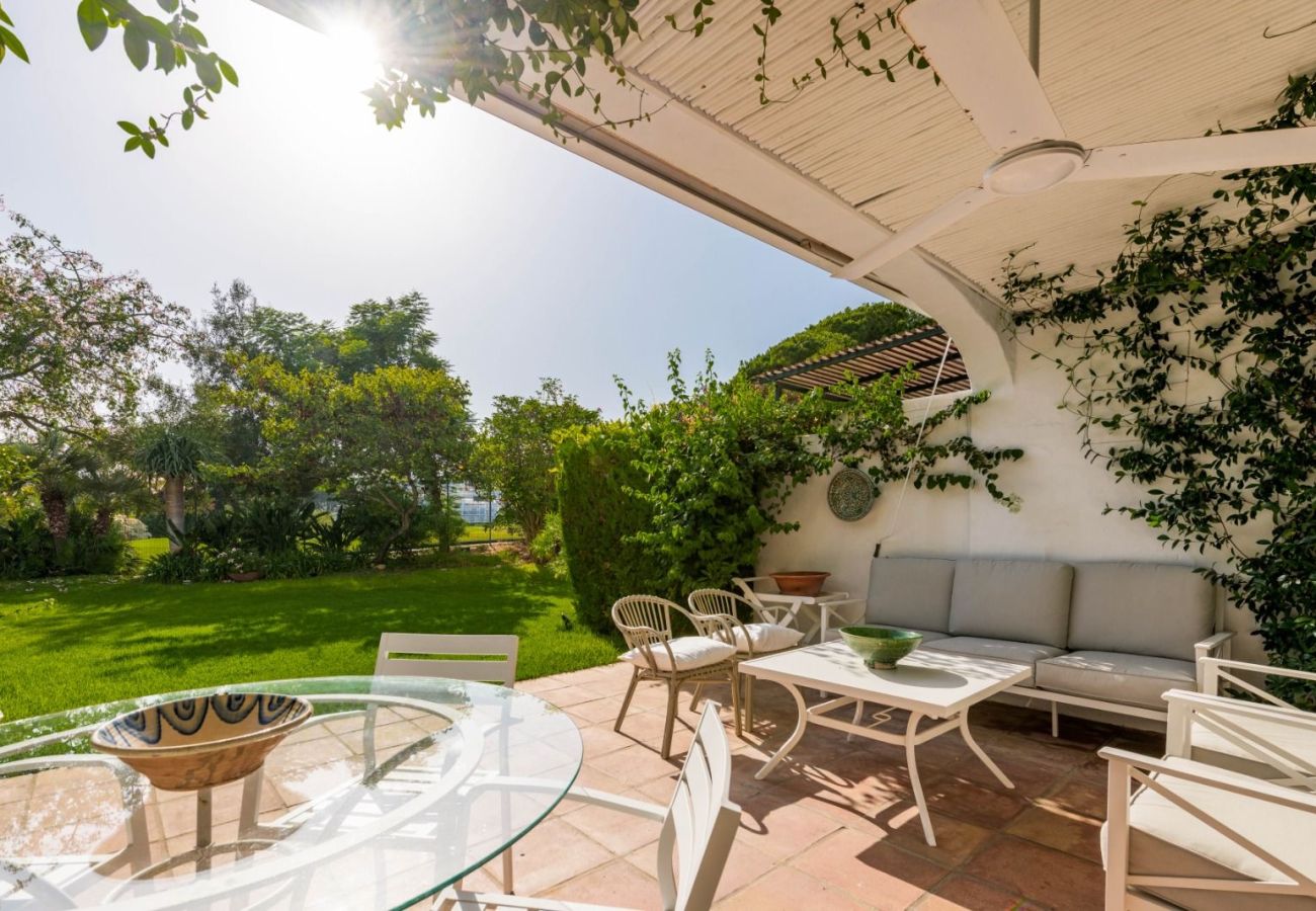 Radhus i Nueva andalucia - RAL33900 Peñablanca