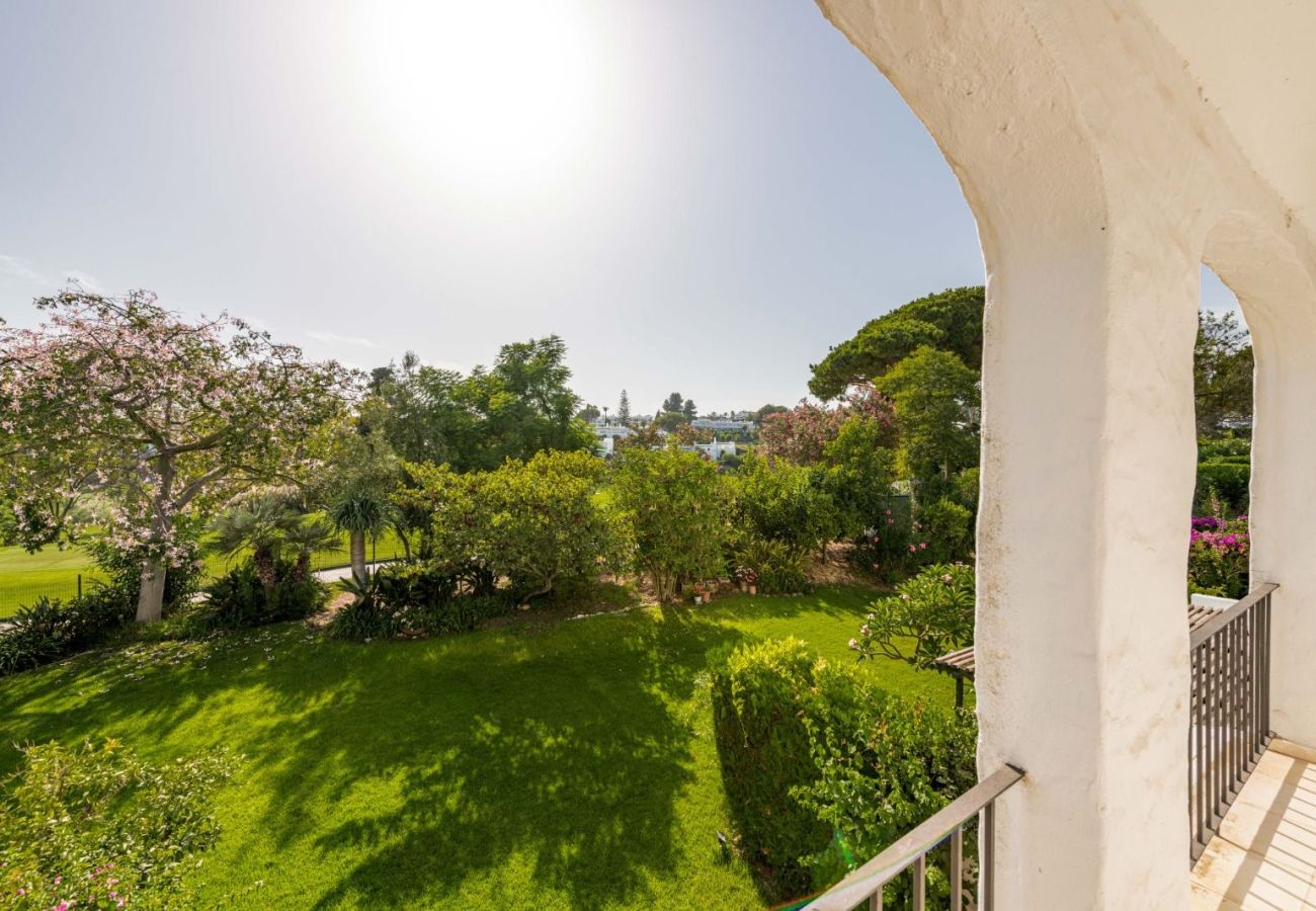 Radhus i Nueva andalucia - RAL33900 Peñablanca