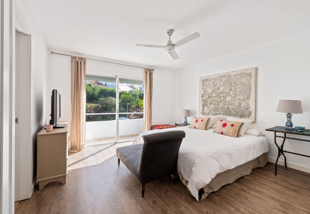 Radhus i Nueva andalucia - RAL33900 Peñablanca