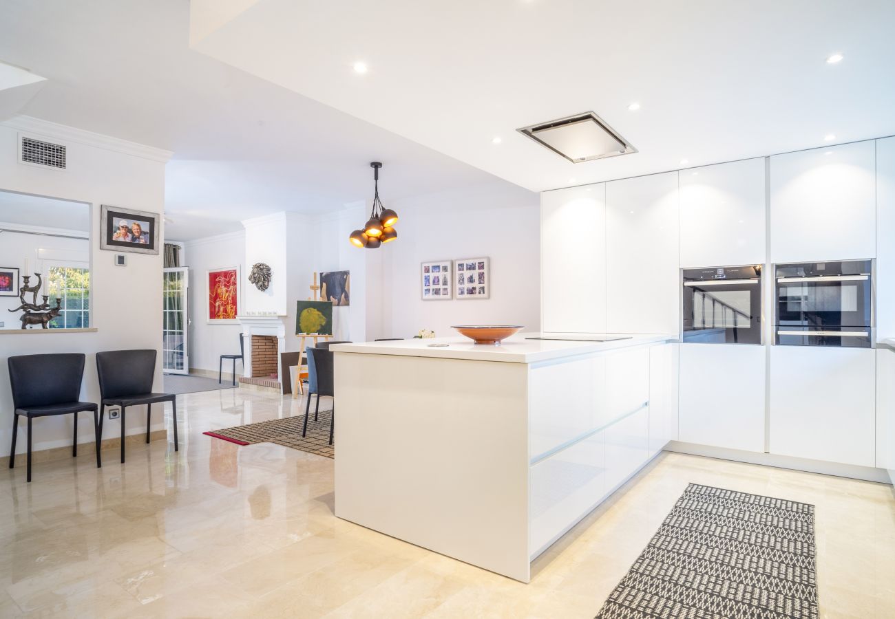 Radhus i Nueva andalucia - RAL33928 Aloha Pueblo