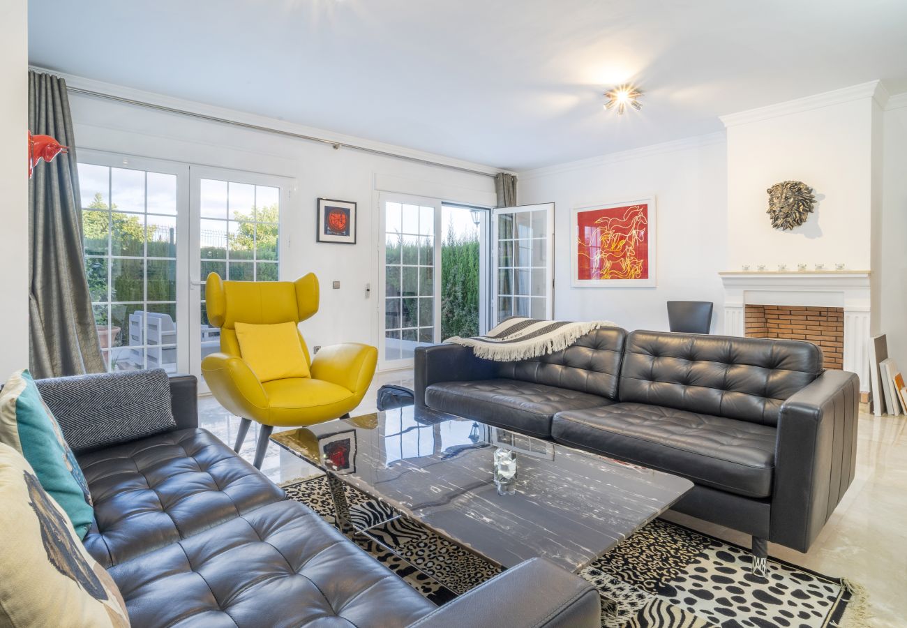 Radhus i Nueva andalucia - RAL33928 Aloha Pueblo