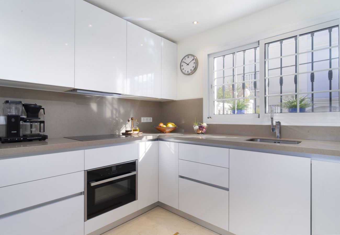 Radhus i Nueva andalucia - RAL23937 Aloha Pueblo