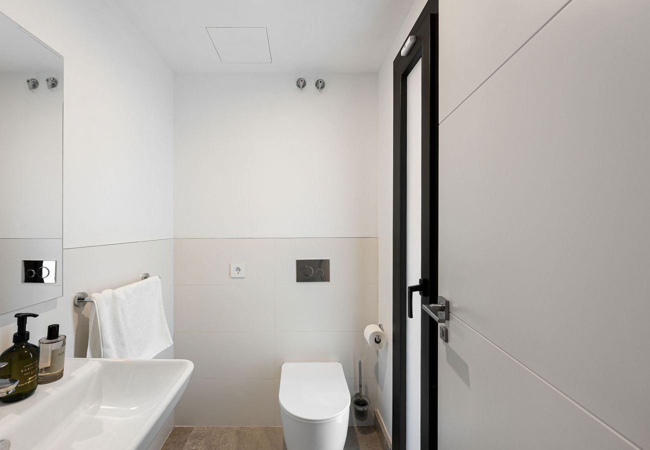 Radhus i Nueva andalucia - RAL33944 Golden Green