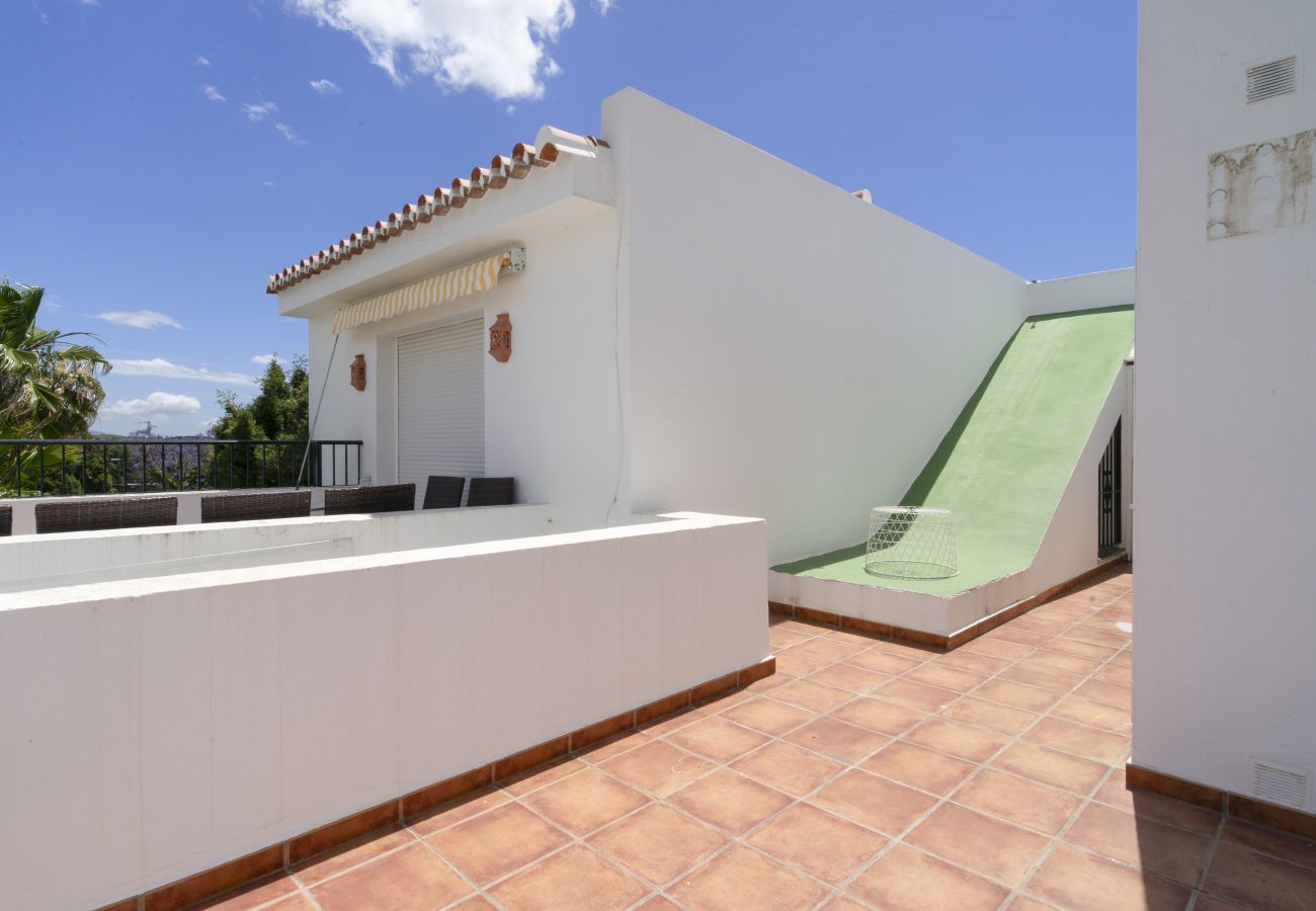 Radhus i Nueva andalucia - RAL33951 Los Algarrobos