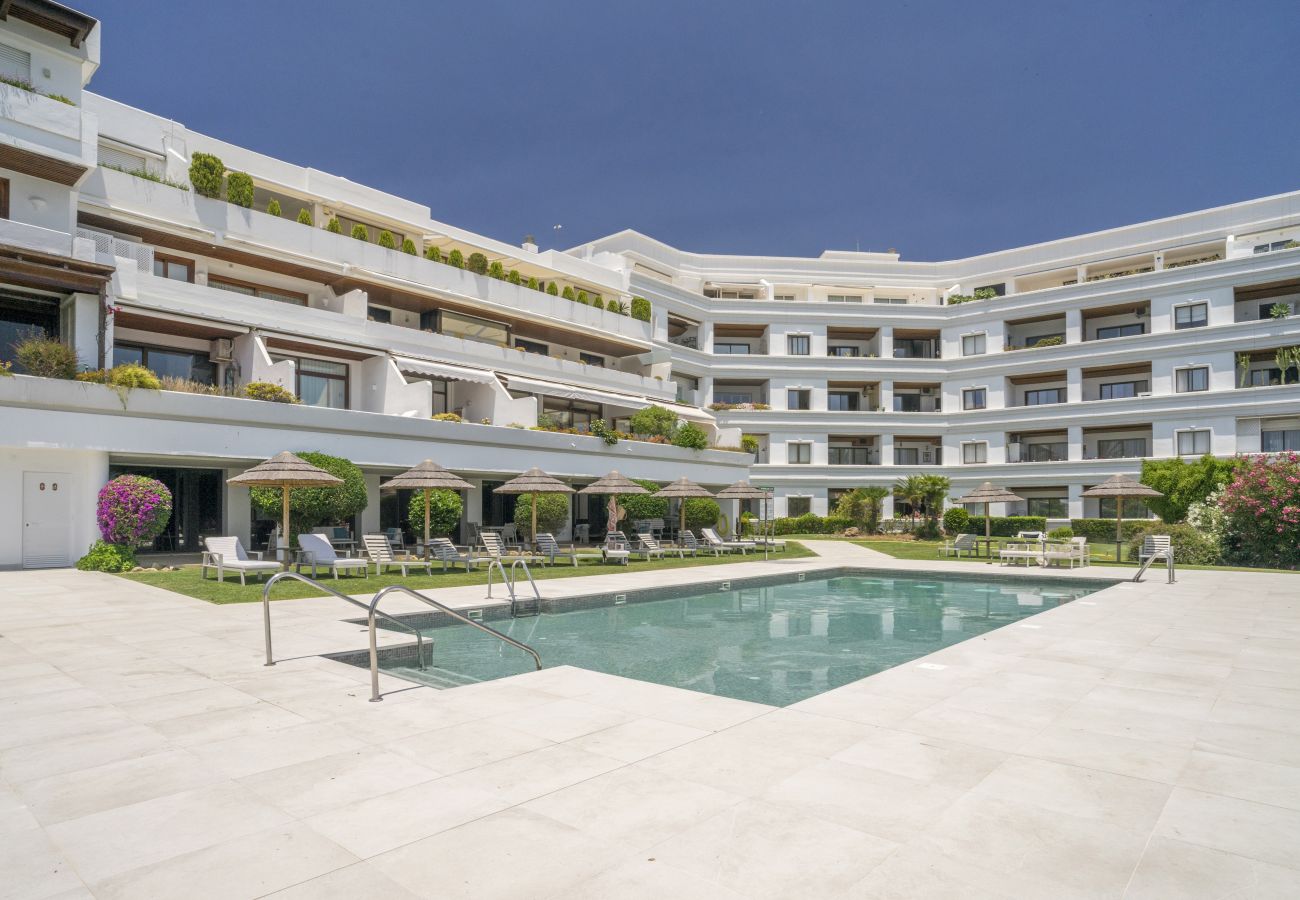 Lägenhet i Nueva andalucia - RAL23956 Hotel del Golf