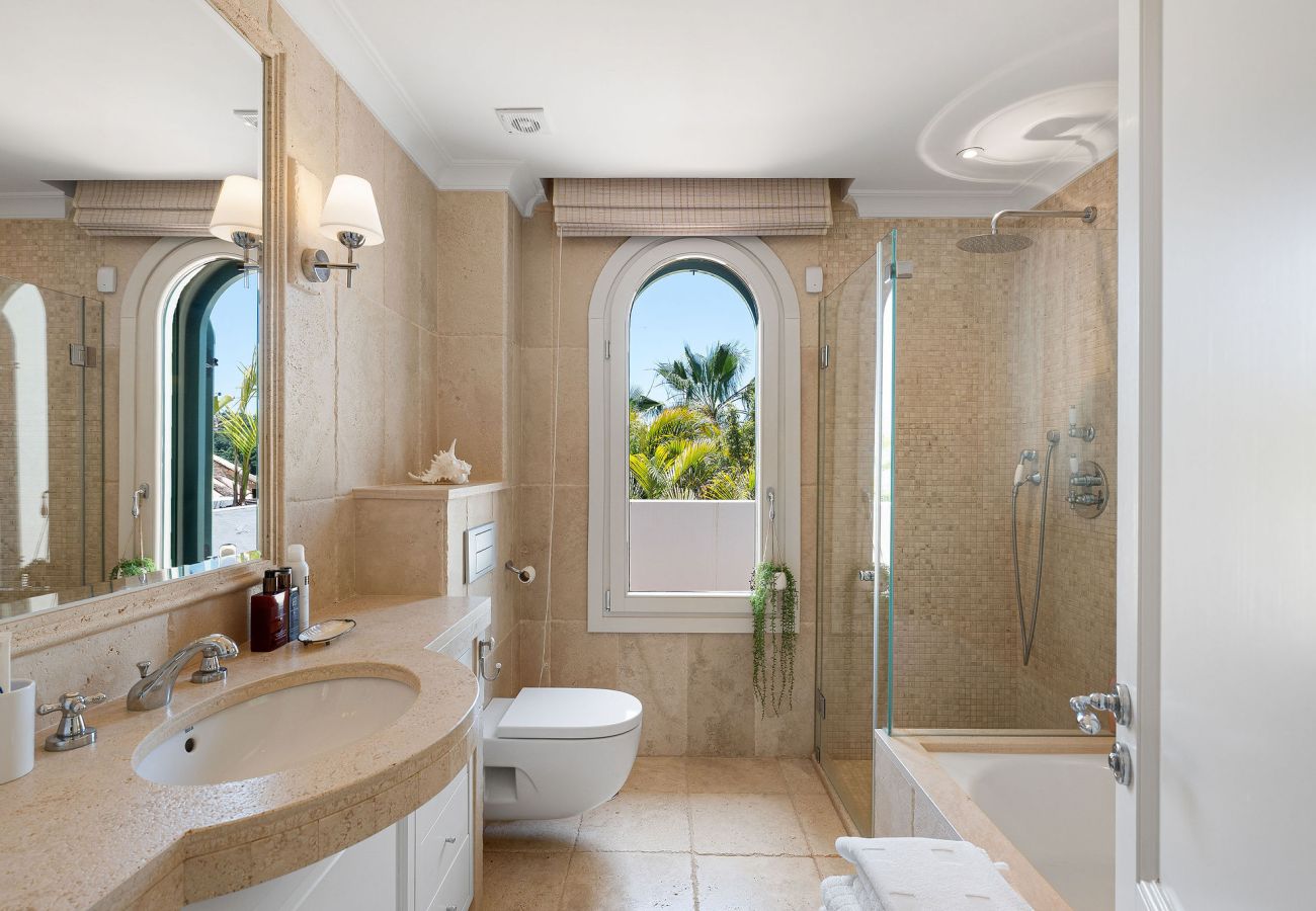 Villa i Marbella - RVL53958 Cascada de Camojan