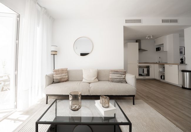 Lägenhet i Nueva andalucia - SBP33754