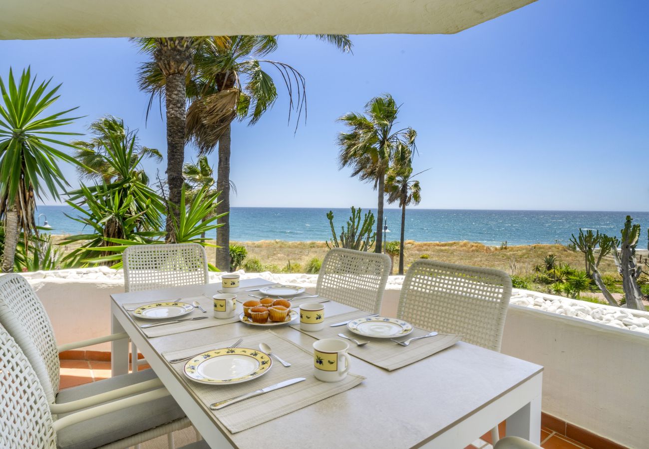 Lägenhet i Estepona - RA33889 Costalita