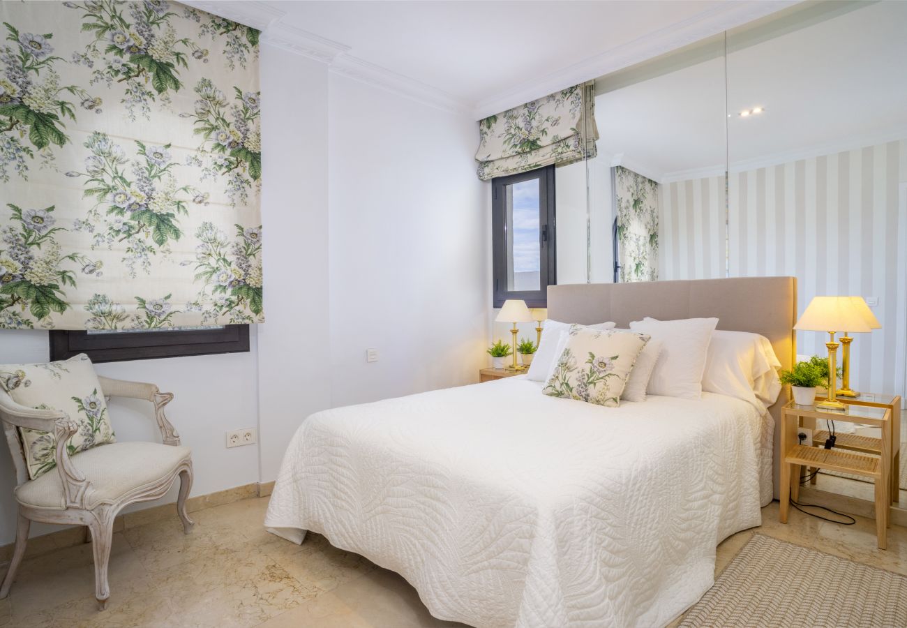 Lägenhet i Marbella - RA33890 Coto Real