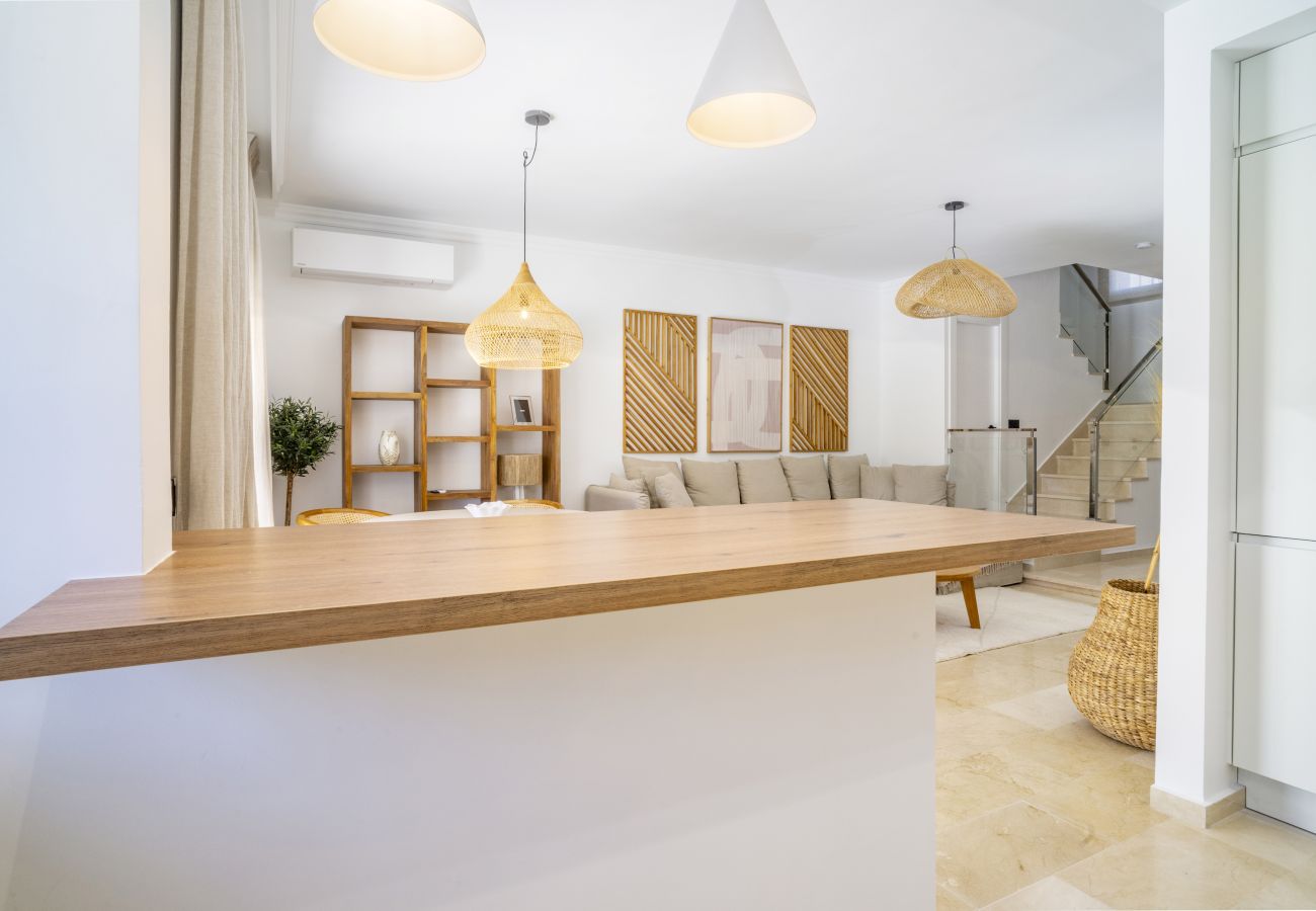 Radhus i Nueva andalucia - RA33897 Los Naranjos Country Club