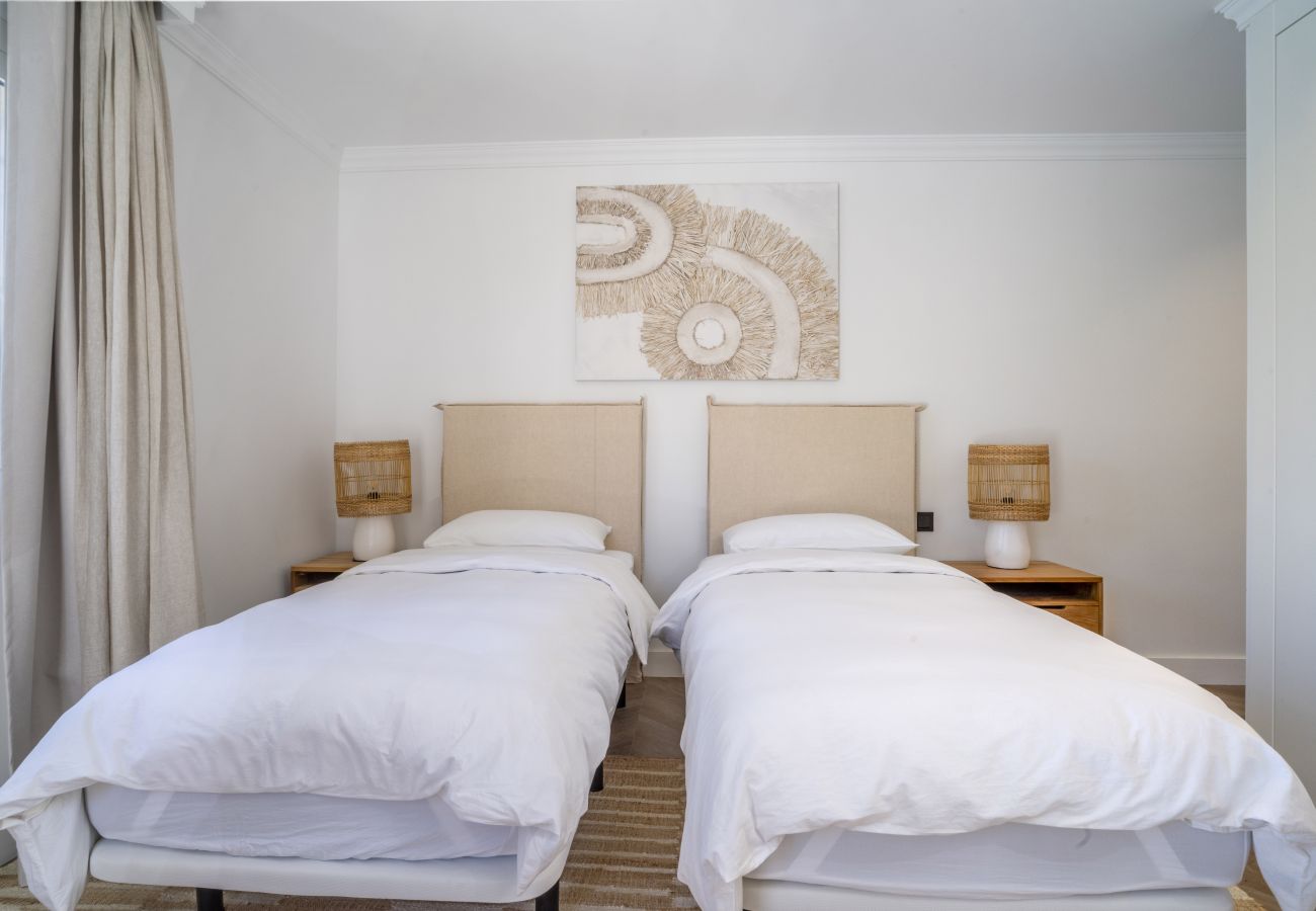 Radhus i Nueva andalucia - RA33897 Los Naranjos Country Club