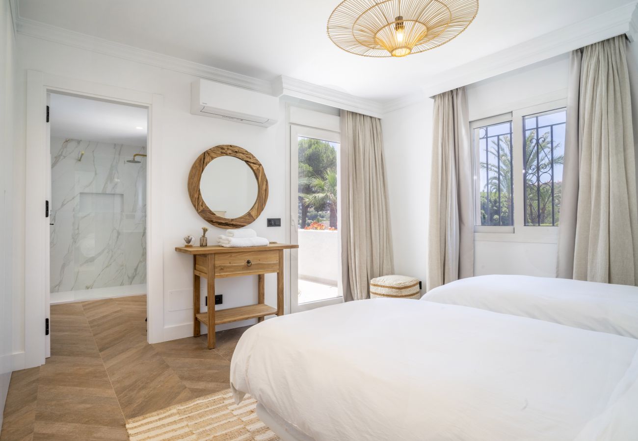 Radhus i Nueva andalucia - RA33897 Los Naranjos Country Club