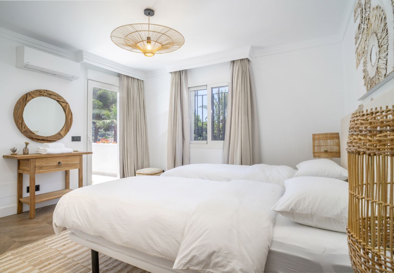 Radhus i Nueva andalucia - RA33897 Los Naranjos Country Club