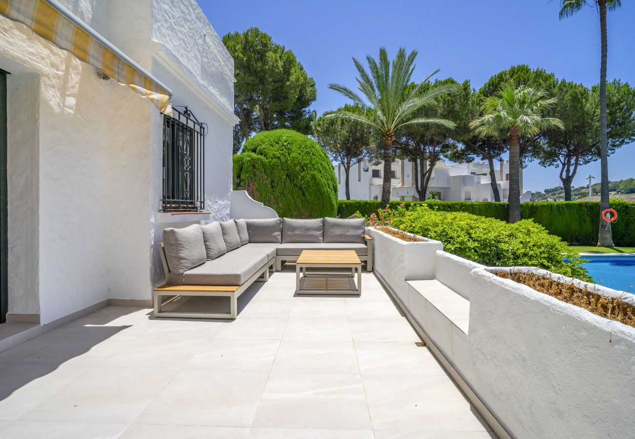 Radhus i Nueva andalucia - RA33897 Los Naranjos Country Club