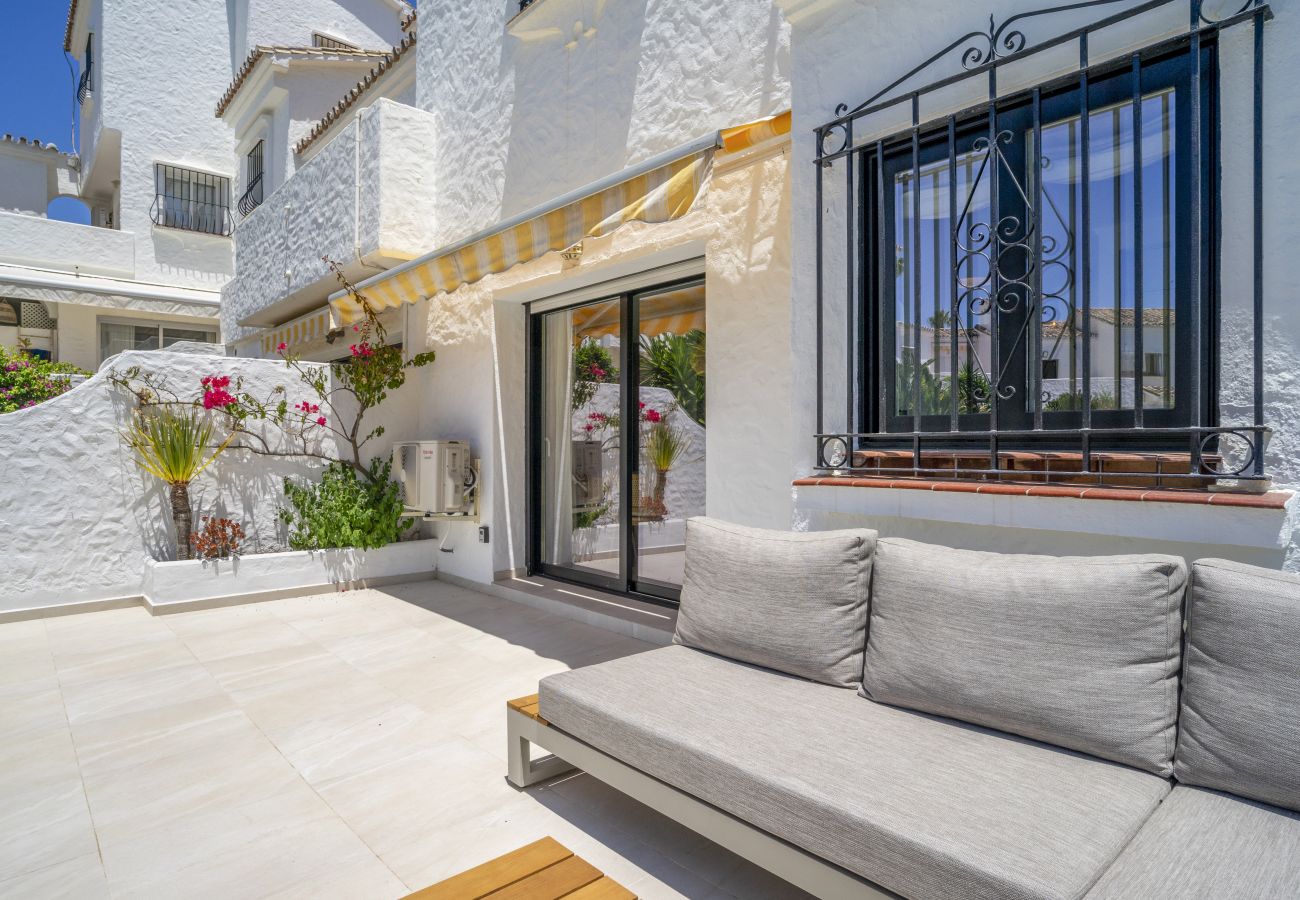 Radhus i Nueva andalucia - RA33897 Los Naranjos Country Club