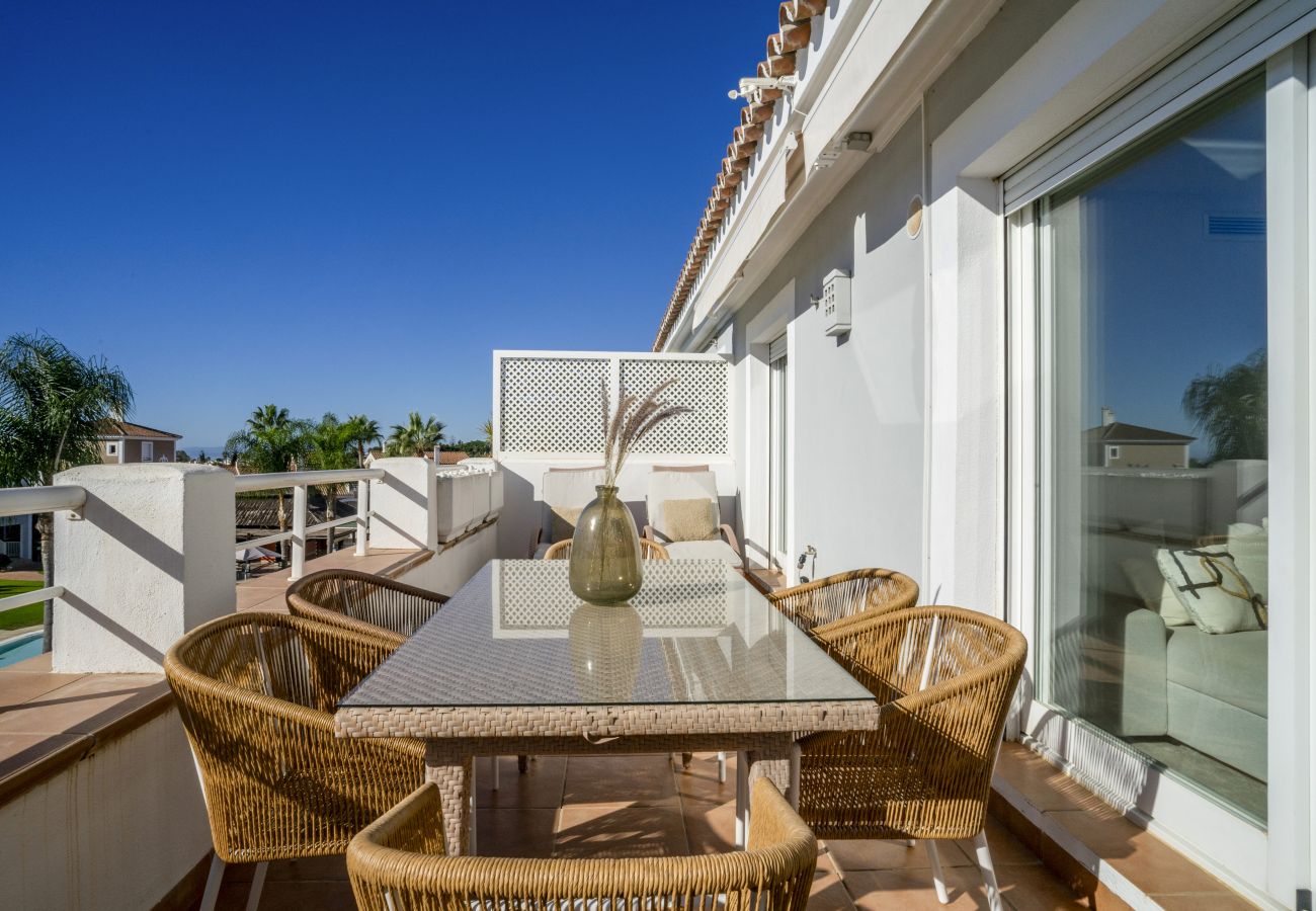 Lägenhet i Estepona - RA23911 Cortijo del Mar