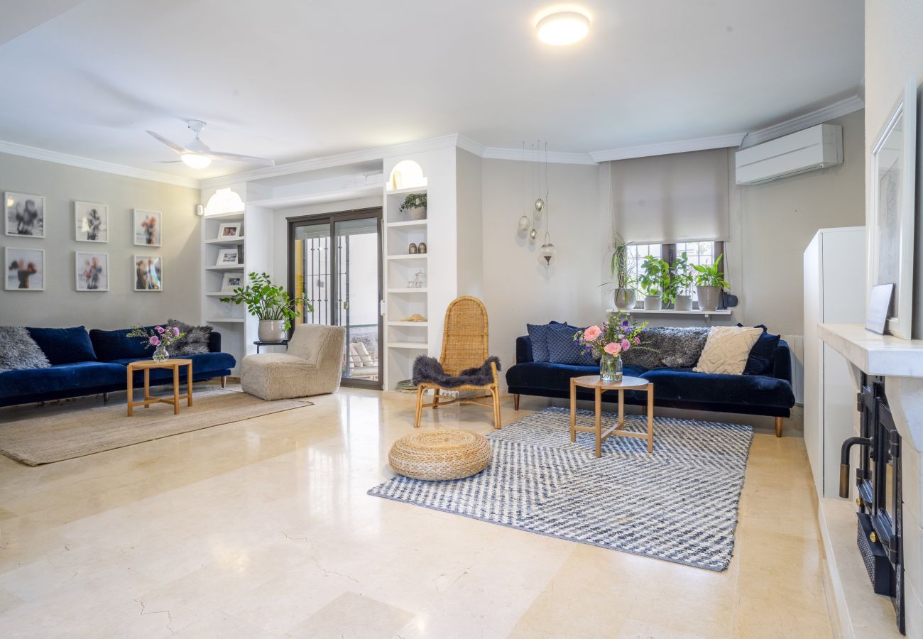 Radhus i Nueva andalucia - RA33931 Las Buganvillas