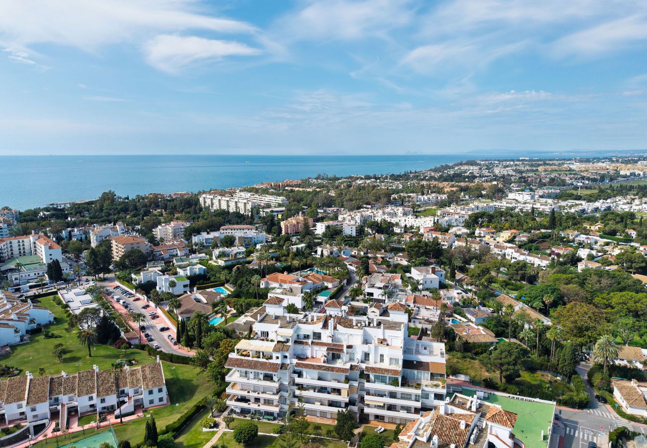Lägenhet i Nueva andalucia - RA33941 Royal Garden