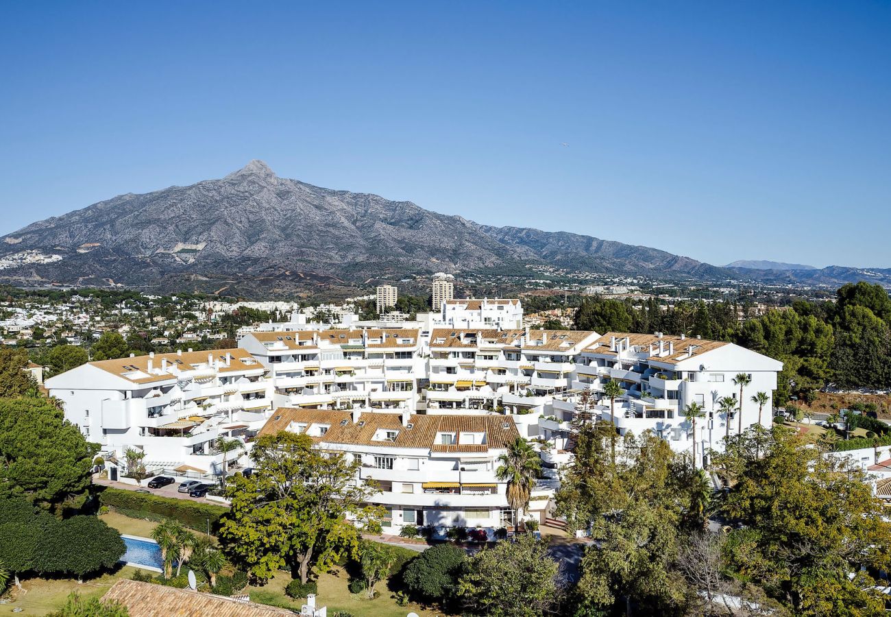 Lägenhet i Nueva andalucia - RA33950 El Dorado