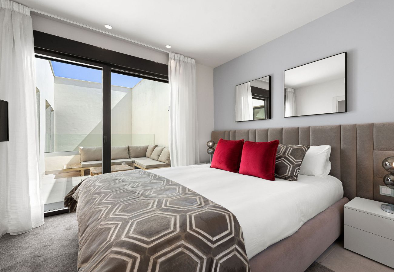 Radhus i Estepona - RA43952 Velaya