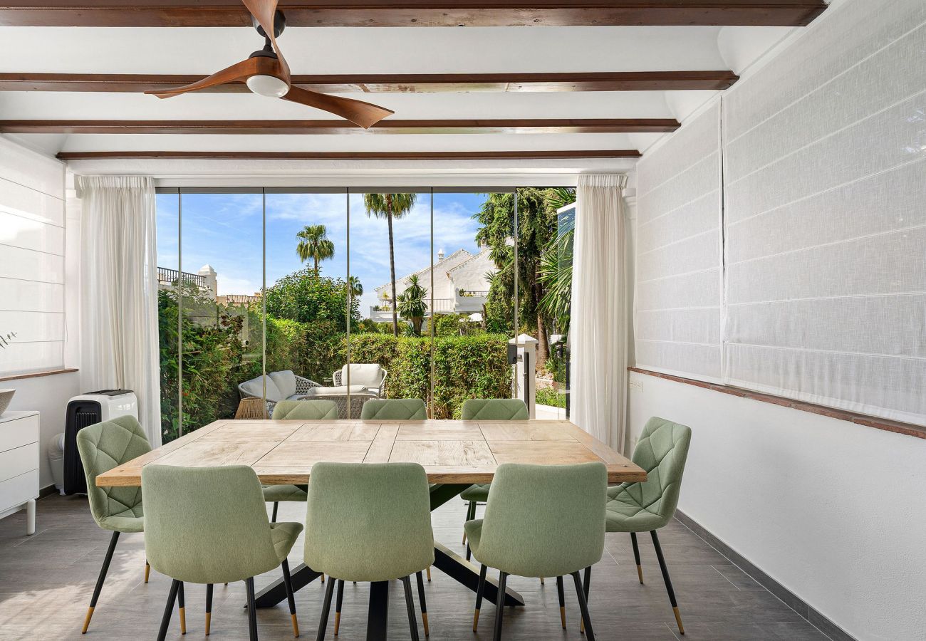 Lägenhet i Marbella - RA33947 Montepiedra