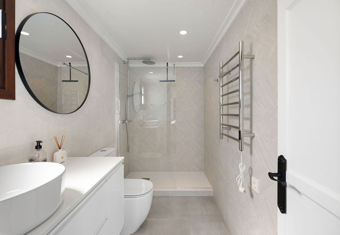 Lägenhet i Marbella - RA33947 Montepiedra
